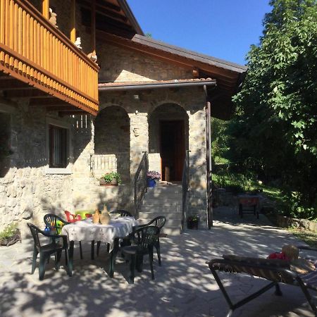 Villa Casa Delle Noci Grimacco Exterior foto